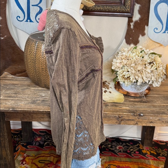 Gimmicks by BKE Brown Long Sleeve Blouse - Picture 4 of 7